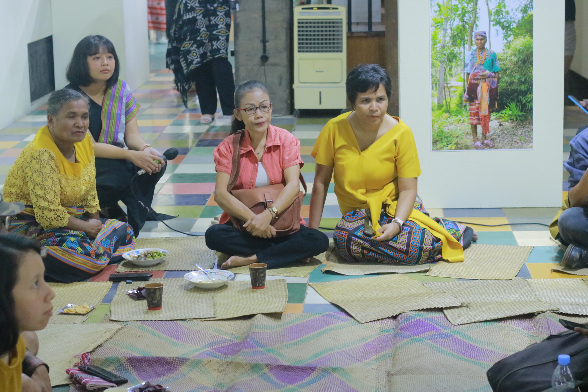 Pameran Fotografi Cerita Rupa-Rupa Mollo